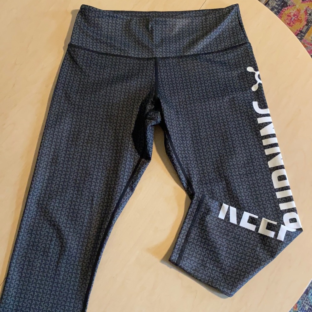 Orangetheory black/gray logo Capri leggings